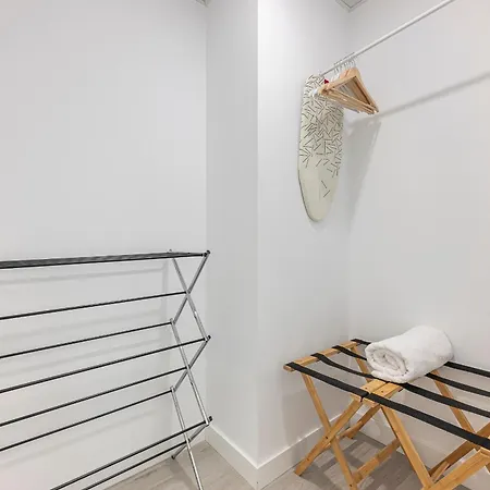 Dolmen Group-apartment Martiricos *