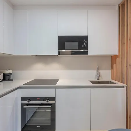 Dolmen Group-apartment Martiricos * Malaga