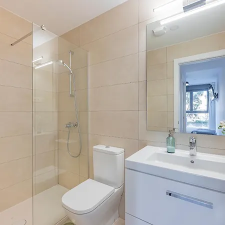 Dolmen Group-apartment Martiricos Apartment Malaga